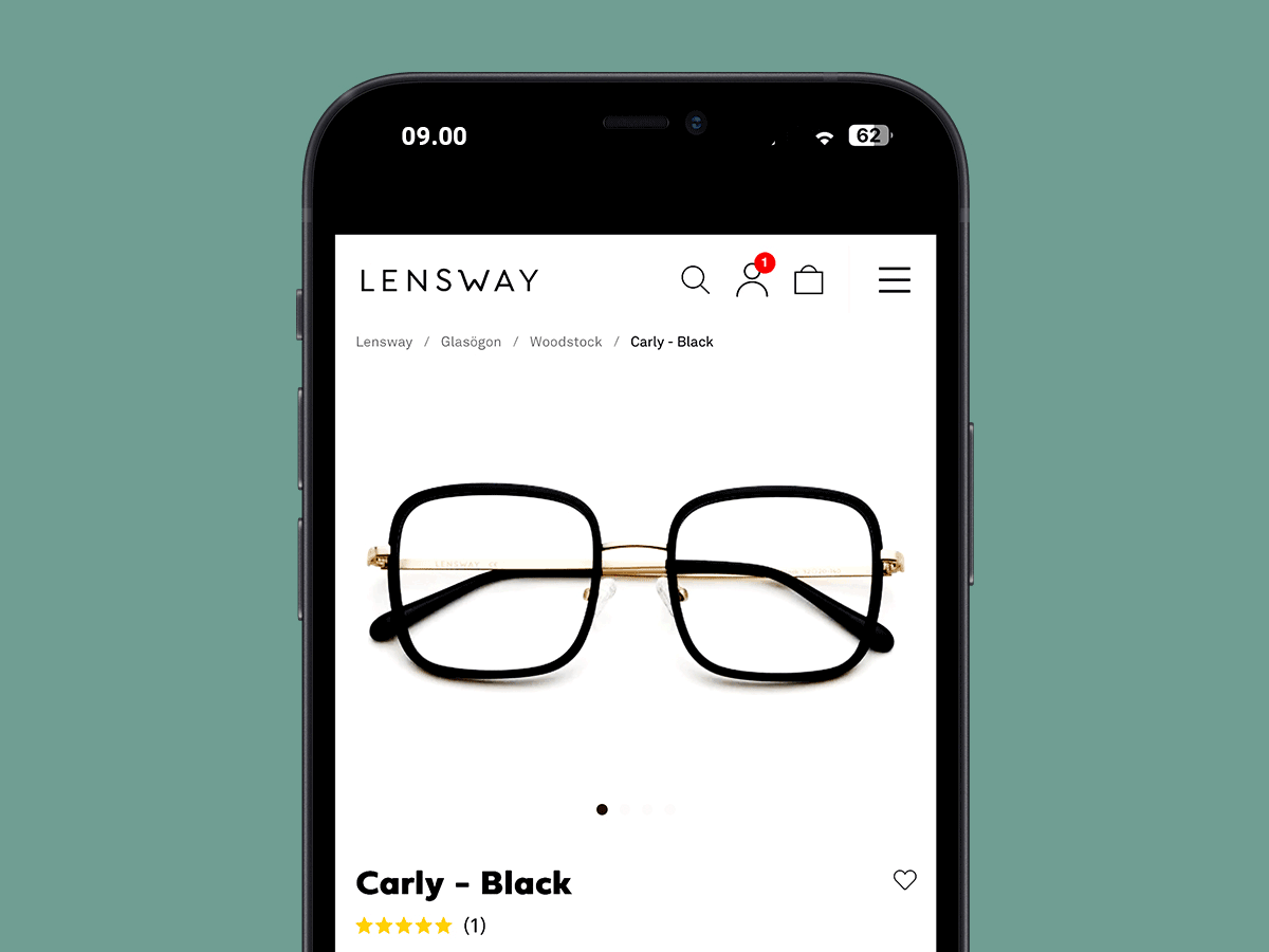 Mobiltelefon som visar steg för steg hur du väljer ett par glasögon på Lensways hemsida