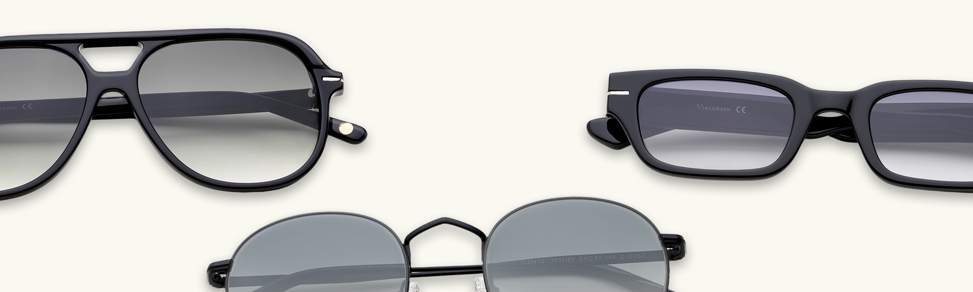 Tre par solglasglasögon i svart.