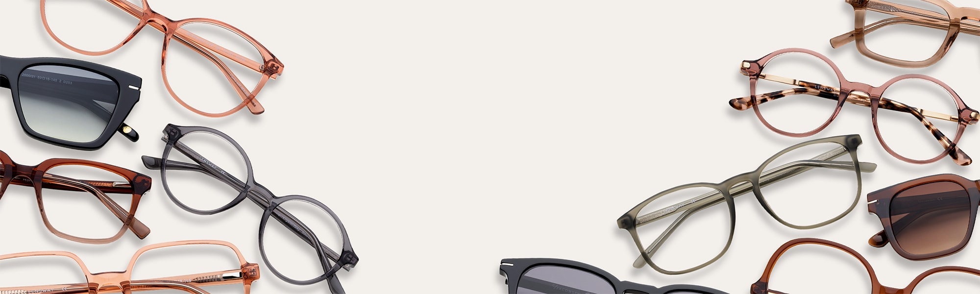 En uppställning av glasögon och solglasögon i olika modeller och färger, inklusive brunt, rosa, svart och beige.